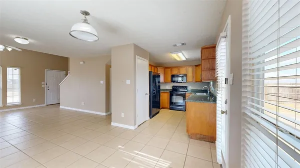 $2,000 | 4023 Southern Trace Drive, College Station, TX 77845