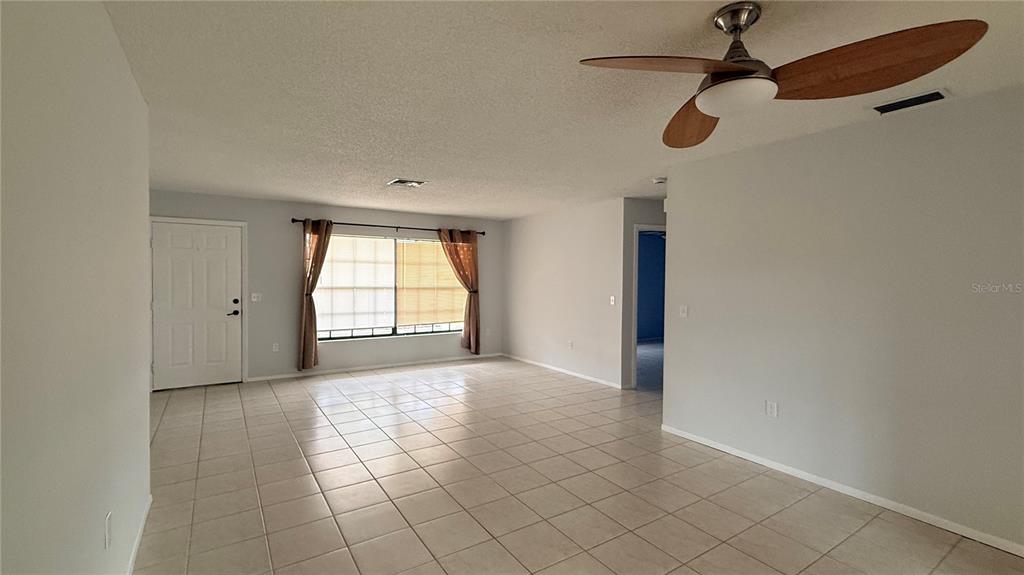 7846 Royal Hart Drive New Port Richey, FL 34653 - Photo 3 of 32