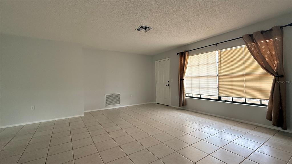 7846 Royal Hart Drive New Port Richey, FL 34653 - Photo 5 of 32