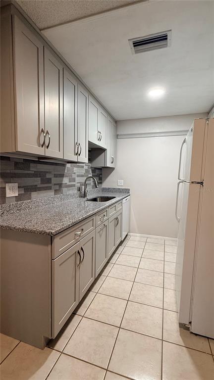 7846 Royal Hart Drive New Port Richey, FL 34653 - Photo 8 of 32