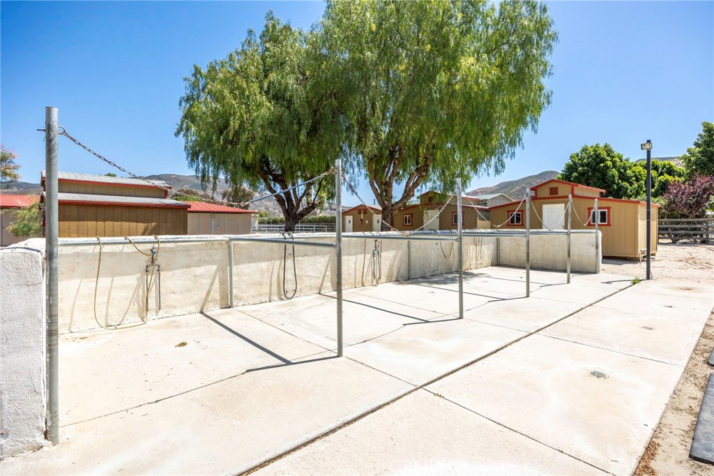 37055 De Portola Road Temecula, CA 92592 - Photo 17 of 67 wash rack