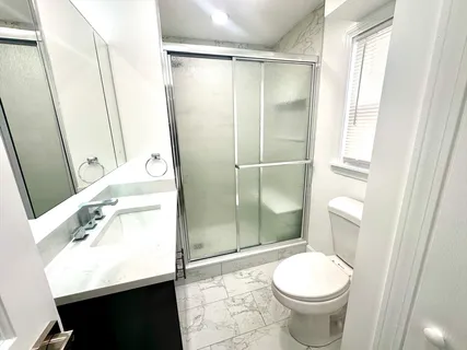 $2,700 | 11 Carlton Street, Unit 1, Peabody, MA 01960