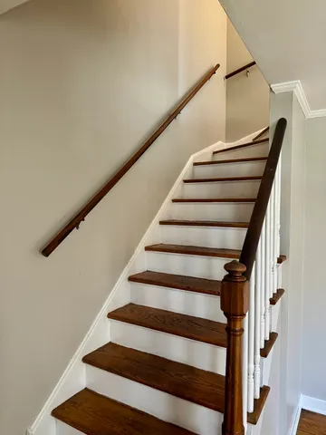 $293,000 | 2218 South 11th Avenue, Broadview, IL 60155