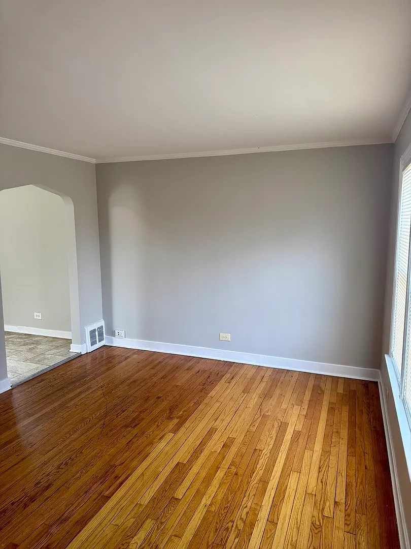 2218 South 11th Avenue Broadview, IL 60155 - Photo 3 of 30