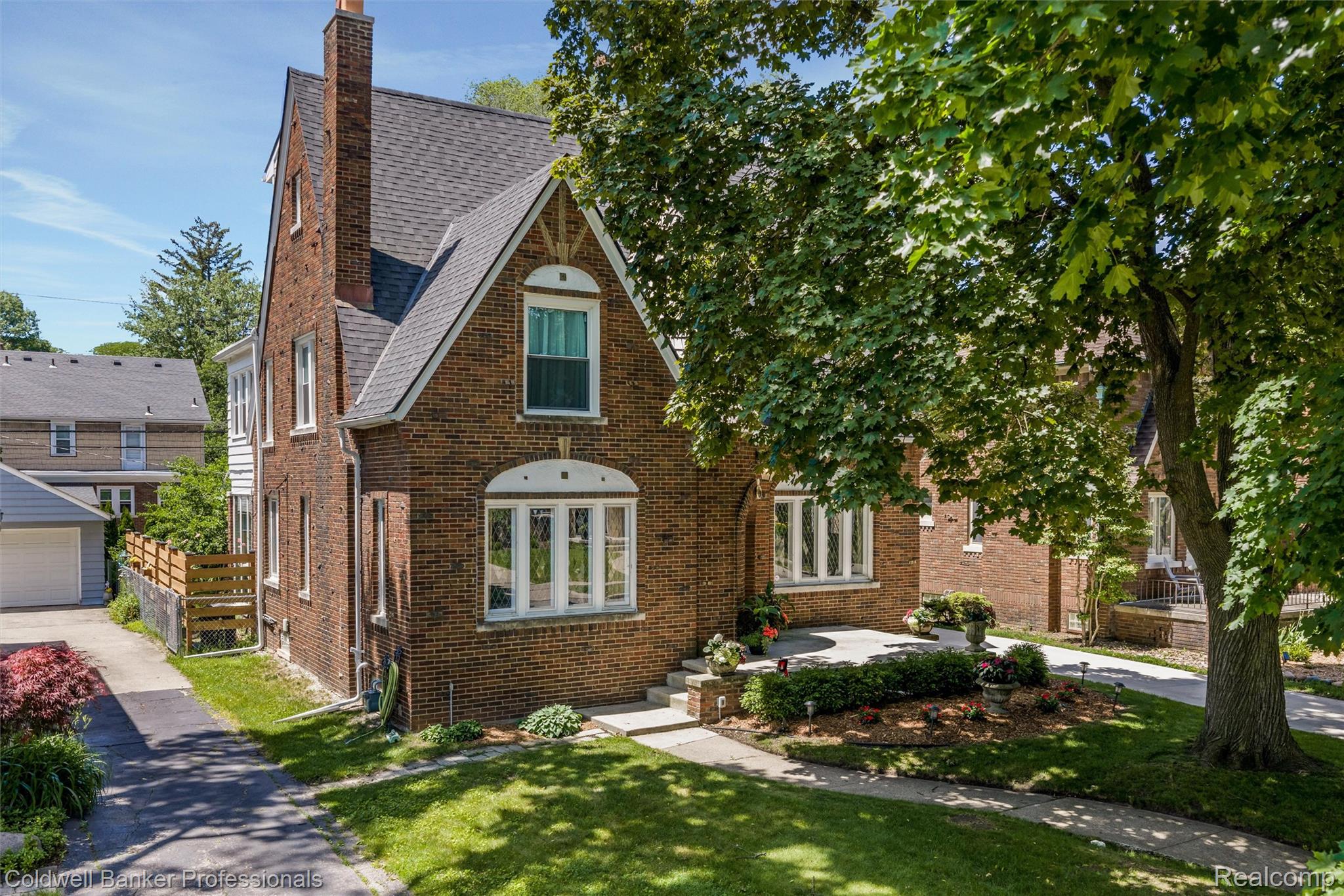 1377 Harvard Road Grosse Pointe, MI 48230 - Photo 3 of 74