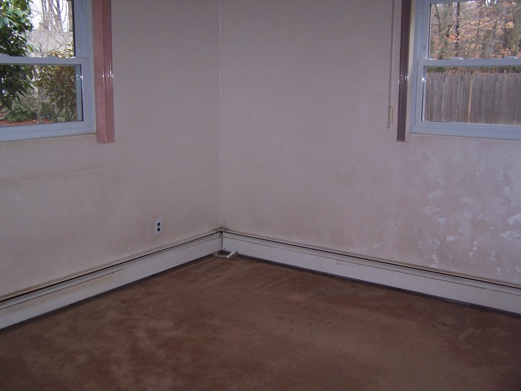 81 Loud Road Holbrook, MA 02343 - Photo 12 of 25 Gallery Image 12