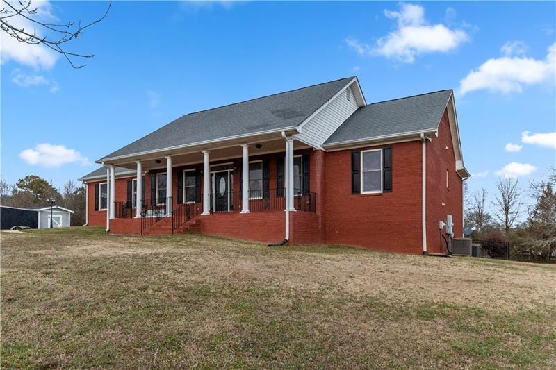 2984 Berry Road Loganville, GA 30052 - Photo 2 of 62