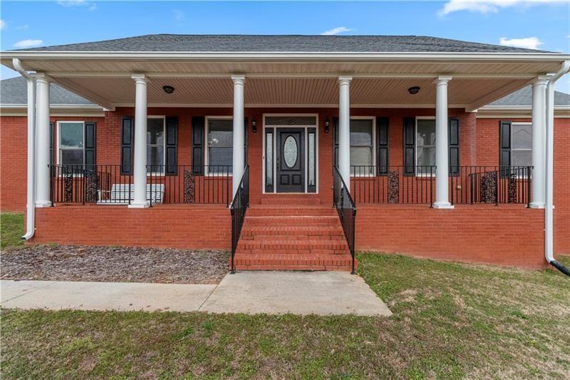 2984 Berry Road Loganville, GA 30052 - Photo 4 of 62