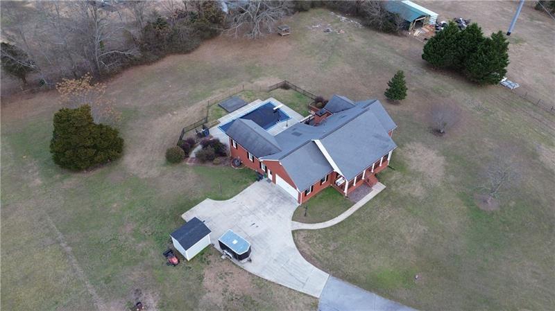 2984 Berry Road Loganville, GA 30052 - Photo 8 of 62