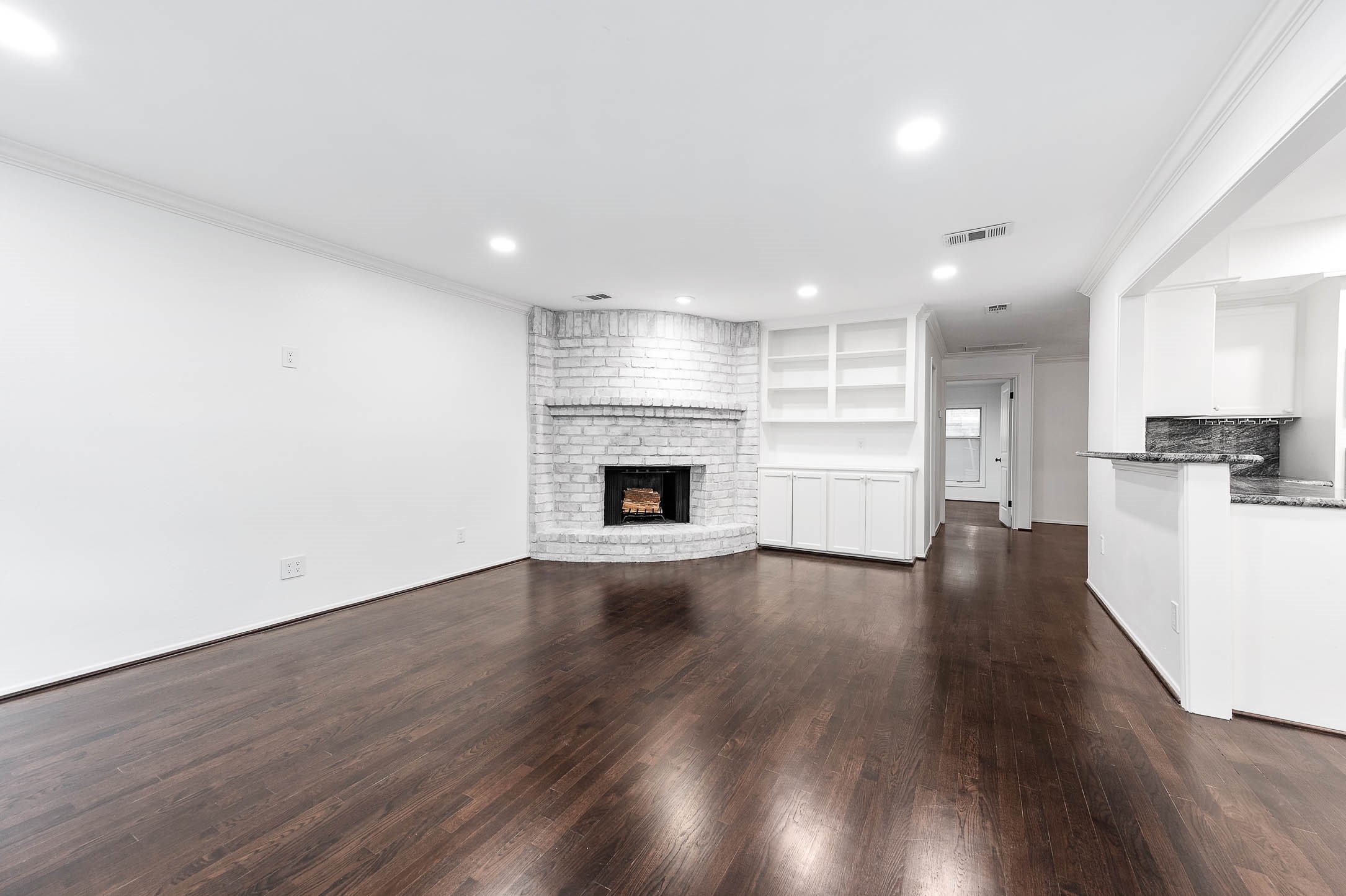 727 Bunker Hill Road, Unit 104 Houston, TX 77024 - Photo 29 of 34