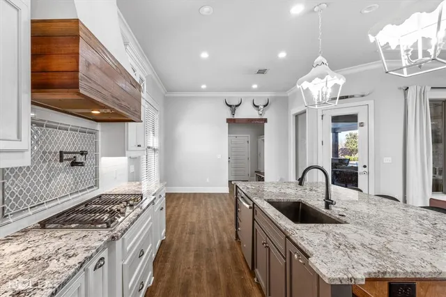 $825,000 | 624 Silkwood Drive, Benton, LA 71006