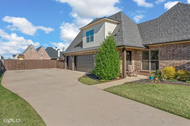 $825,000 | 624 Silkwood Drive, Benton, LA 71006