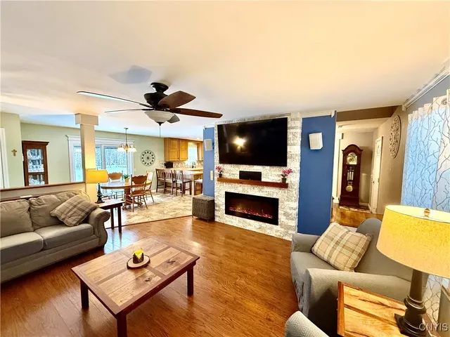 $499,900 | 91 North Street, Richland, NY 13142