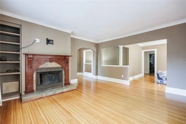 $2,600 | 260 Oxford Street, Unit UP, Rochester, NY 14607