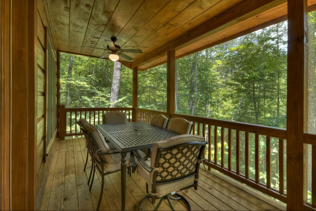 105 Jason Martin Circle Blue Ridge, GA 30513 - Photo 18 of 22
