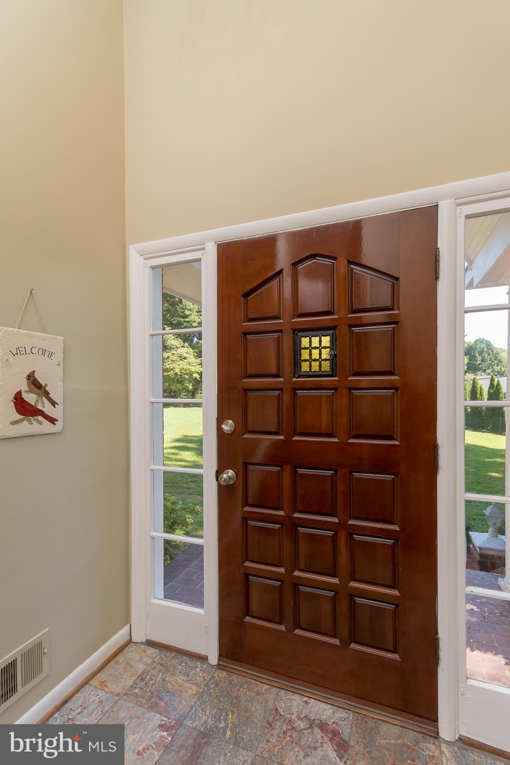 3110 Hunt Road Oakton, VA 22124 - Photo 4 of 28 Interior (General)