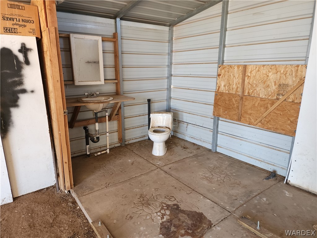 21563 South Javalina Road Yucca, AZ 86438 - Photo 3 of 37 Gallery Image 3