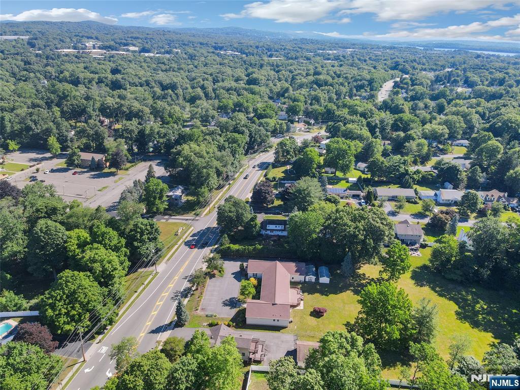 1093 Littleton Road Parsippany, NJ 07054 - Photo 8 of 50