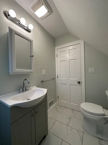 $4,000 | 192 Belmont Street, Quincy, MA 02170