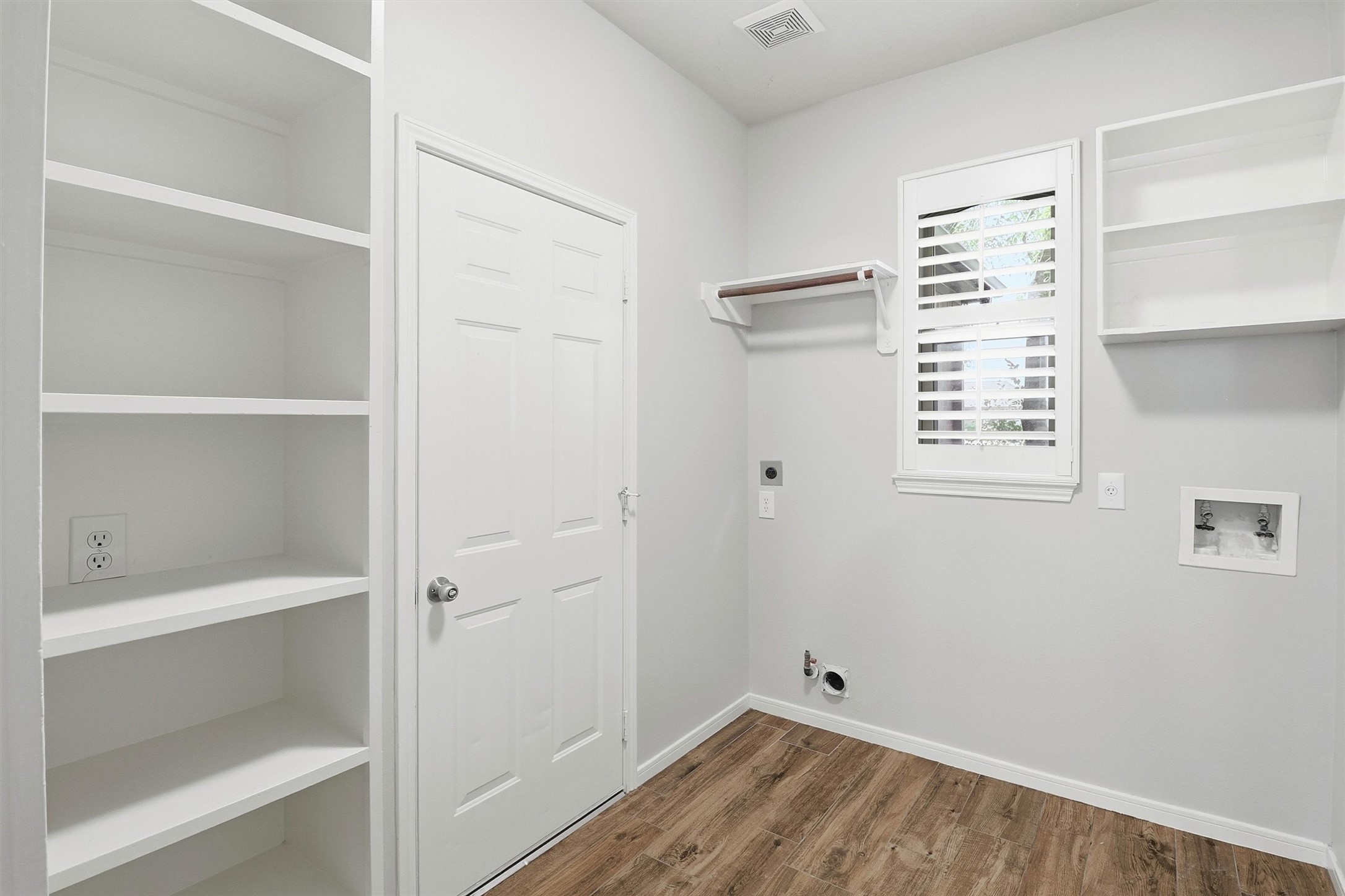 3602 River Bend Drive Rosenberg, TX 77471 - Photo 20 of 49 a view of walk in closet with empty racks