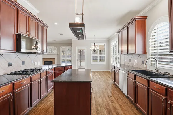 $825,000 | 3602 River Bend Drive, Rosenberg, TX 77471