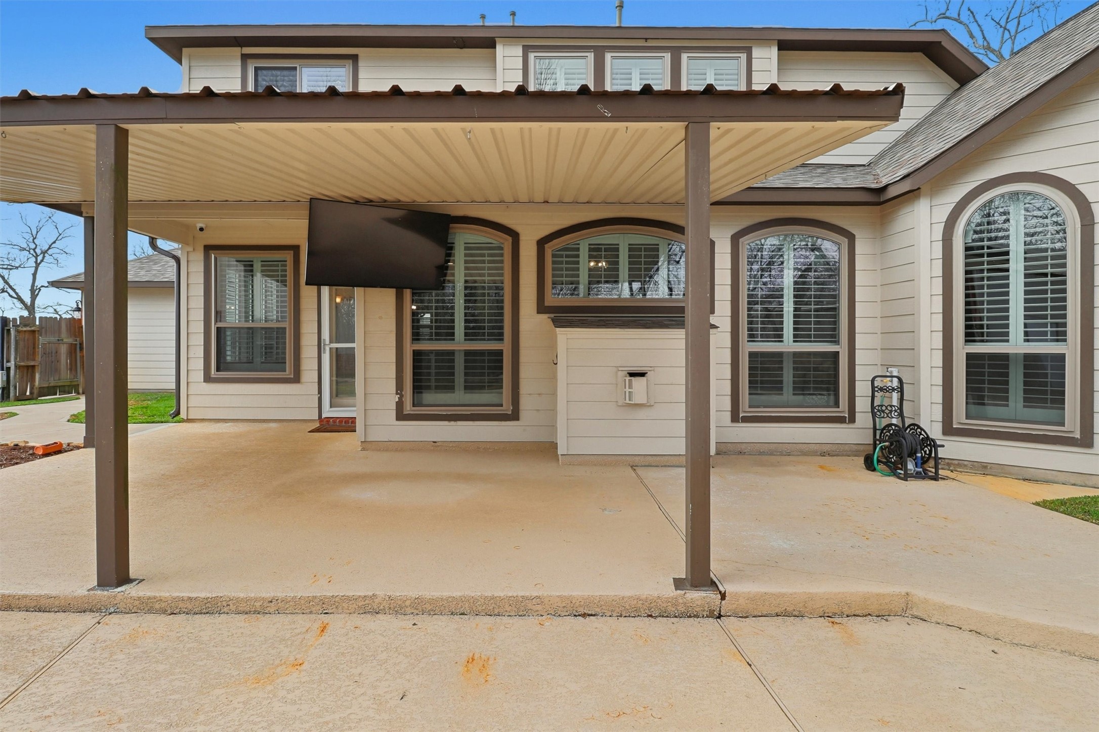 3602 River Bend Drive Rosenberg, TX 77471 - Photo 43 of 49 a front view of a house with a outdoor space