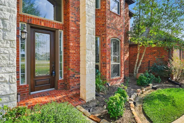 $825,000 | 3602 River Bend Drive, Rosenberg, TX 77471