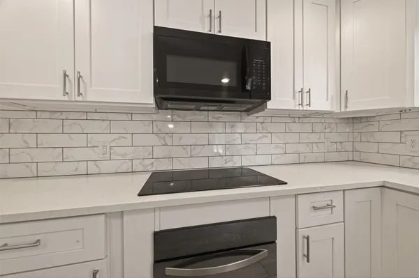 $2,200 | 3710 Daphne Street, Houston, TX 77021