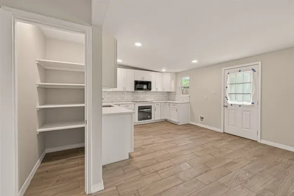 $2,200 | 3710 Daphne Street, Houston, TX 77021