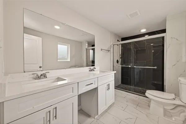 $2,200 | 3710 Daphne Street, Houston, TX 77021