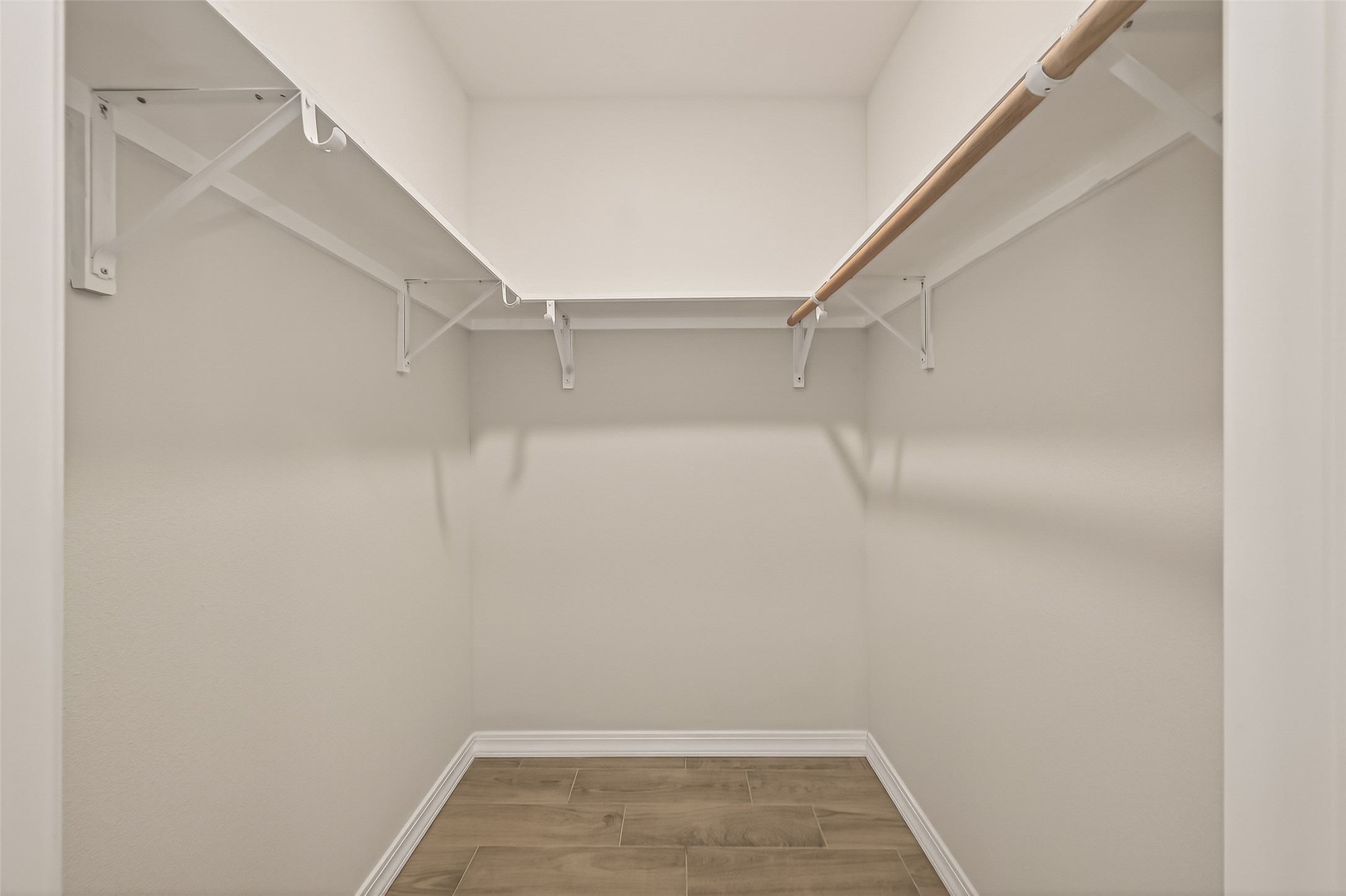 3710 Daphne Street Houston, TX 77021 - Photo 32 of 39 a view of an empty walk in closet