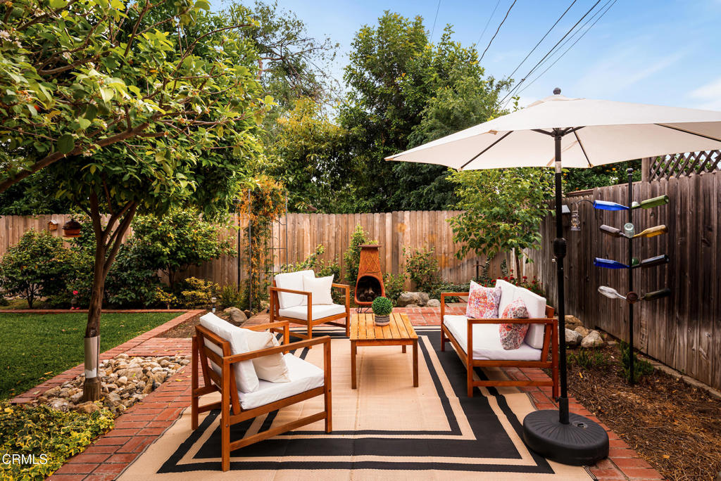 1587 North Harding Avenue Pasadena, CA 91104 - Photo 34 of 37 swimming pool view with a seating space