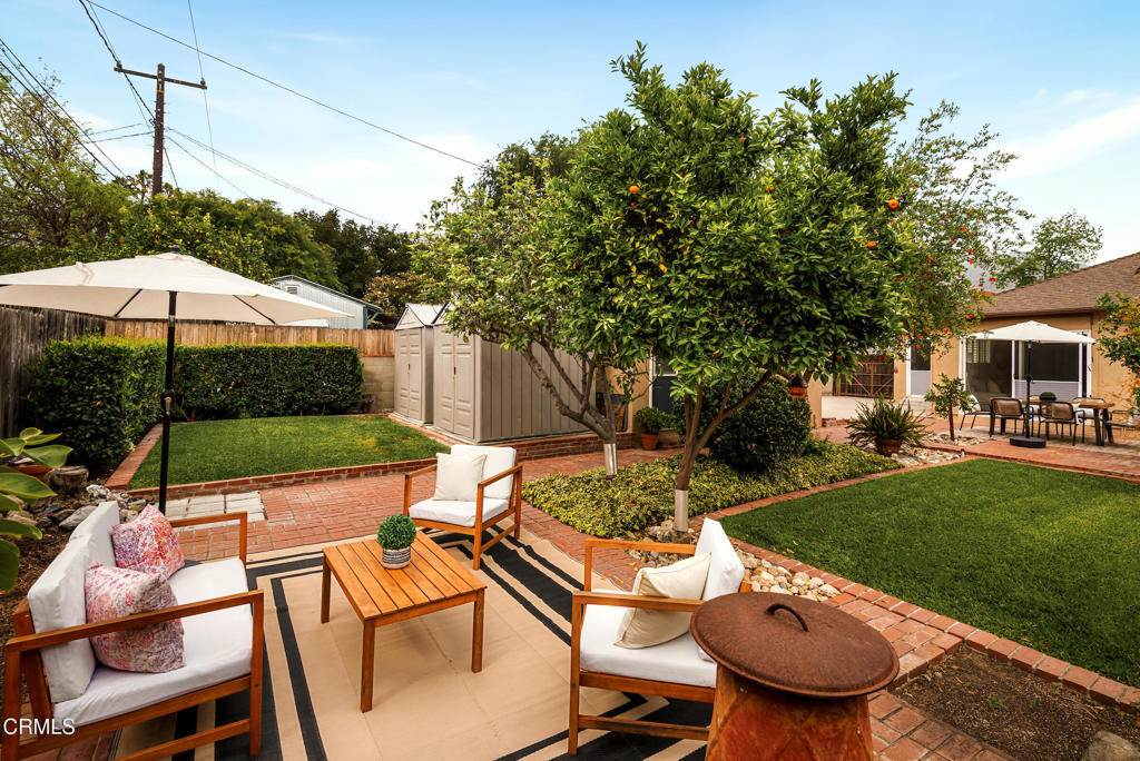 1587 North Harding Avenue Pasadena, CA 91104 - Photo 35 of 37 a view of outdoor space yard and patio