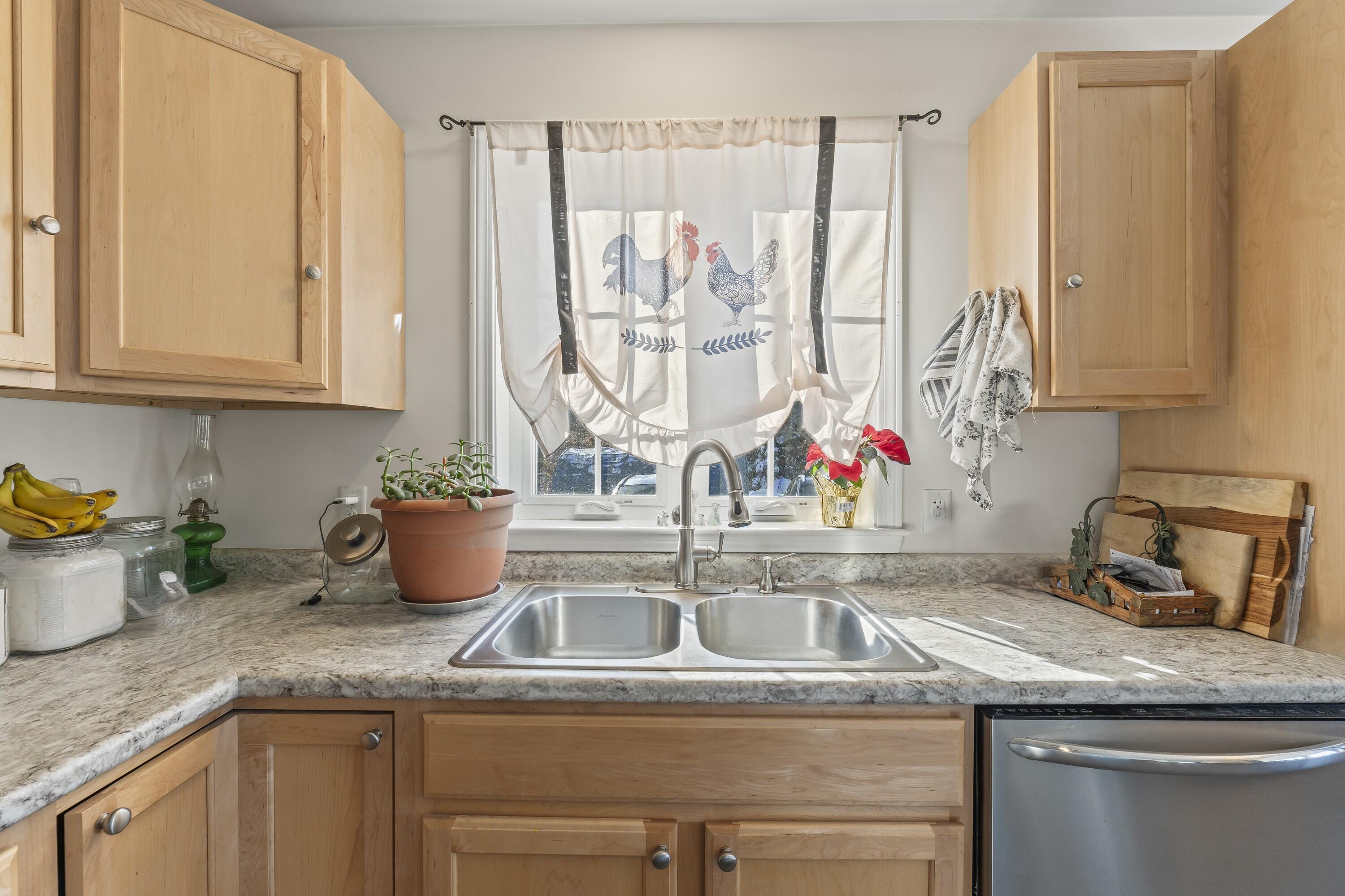 944 North Road Parsonsfield, ME 04047 - Photo 10 of 58 Kitchen