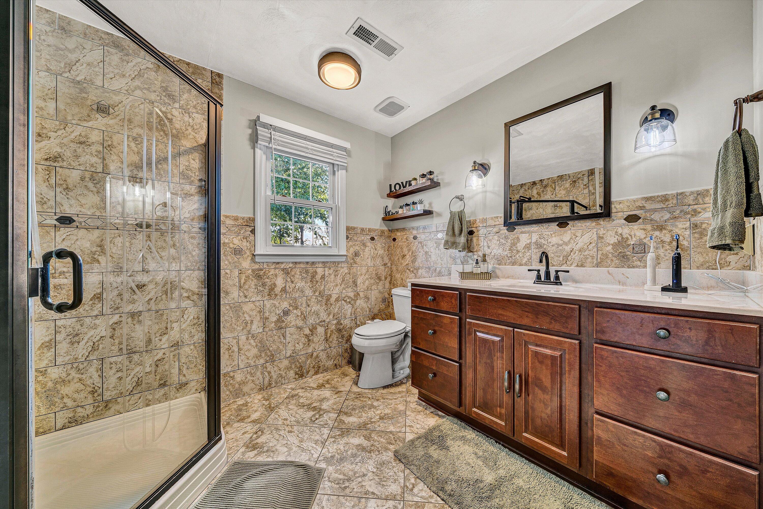 5114 Huntridge Road Roanoke, VA 24012 - Photo 22 of 40 22-VM-06586