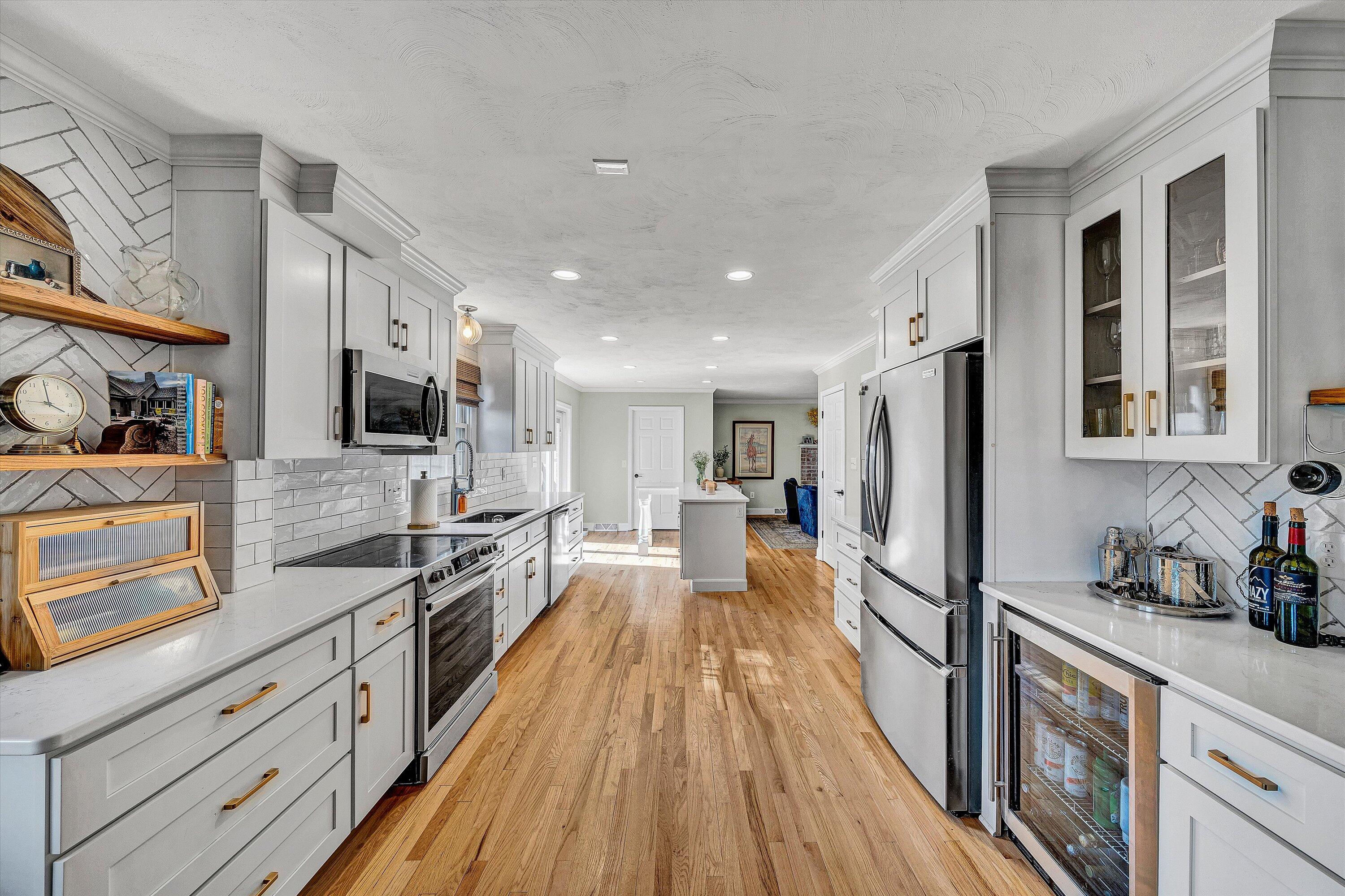 5114 Huntridge Road Roanoke, VA 24012 - Photo 9 of 40 14-VM-06546