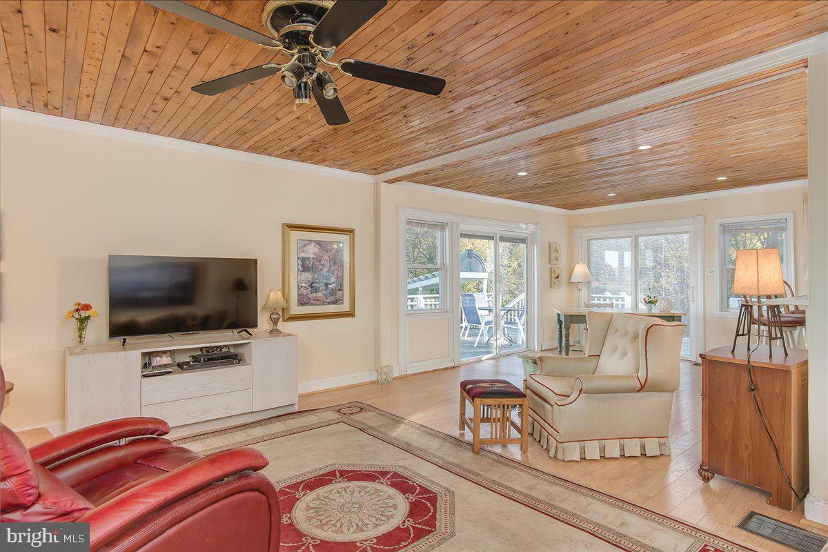 3601 Fry Road Jefferson, MD 21755 - Photo 14 of 124