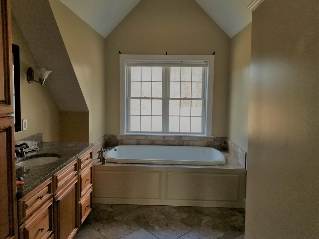 352 Jewett Hill Road Ashby, MA 01431 - Photo 13 of 24 Gallery Image 13