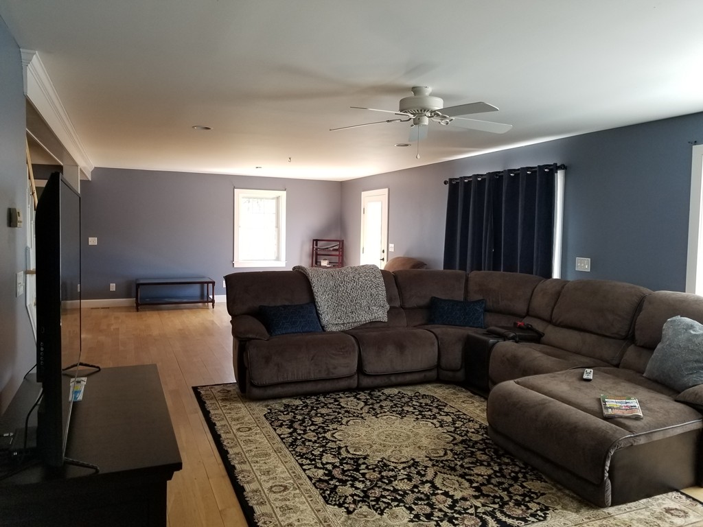 352 Jewett Hill Road Ashby, MA 01431 - Photo 10 of 24 Gallery Image 10