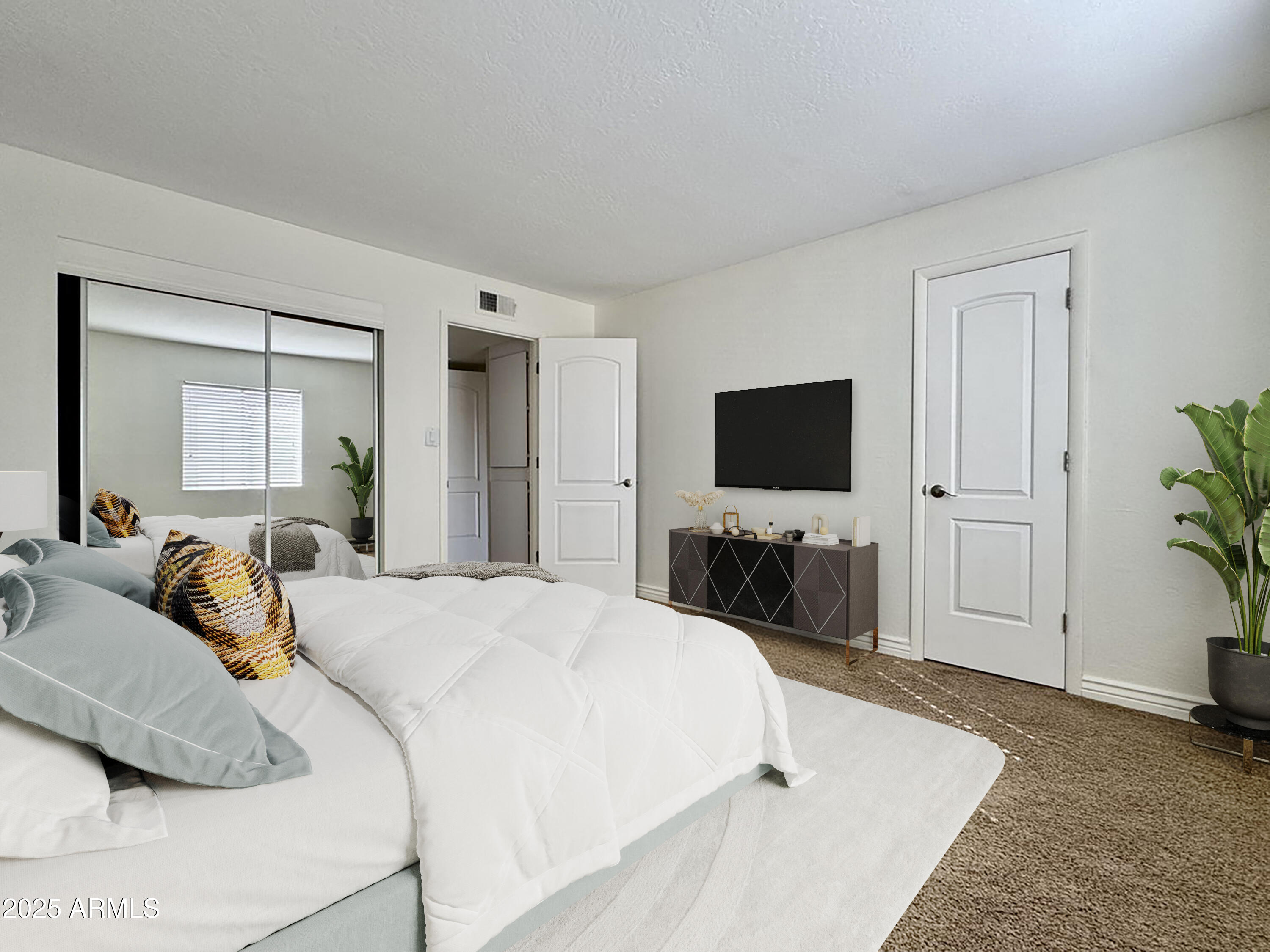 3825 East Camelback Road, Unit 292 Phoenix, AZ 85018 - Photo 4 of 30 image0