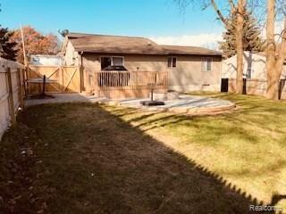 971 Parallel Street Fenton, MI 48430 - Photo 16 of 16 rear 2.jpg
