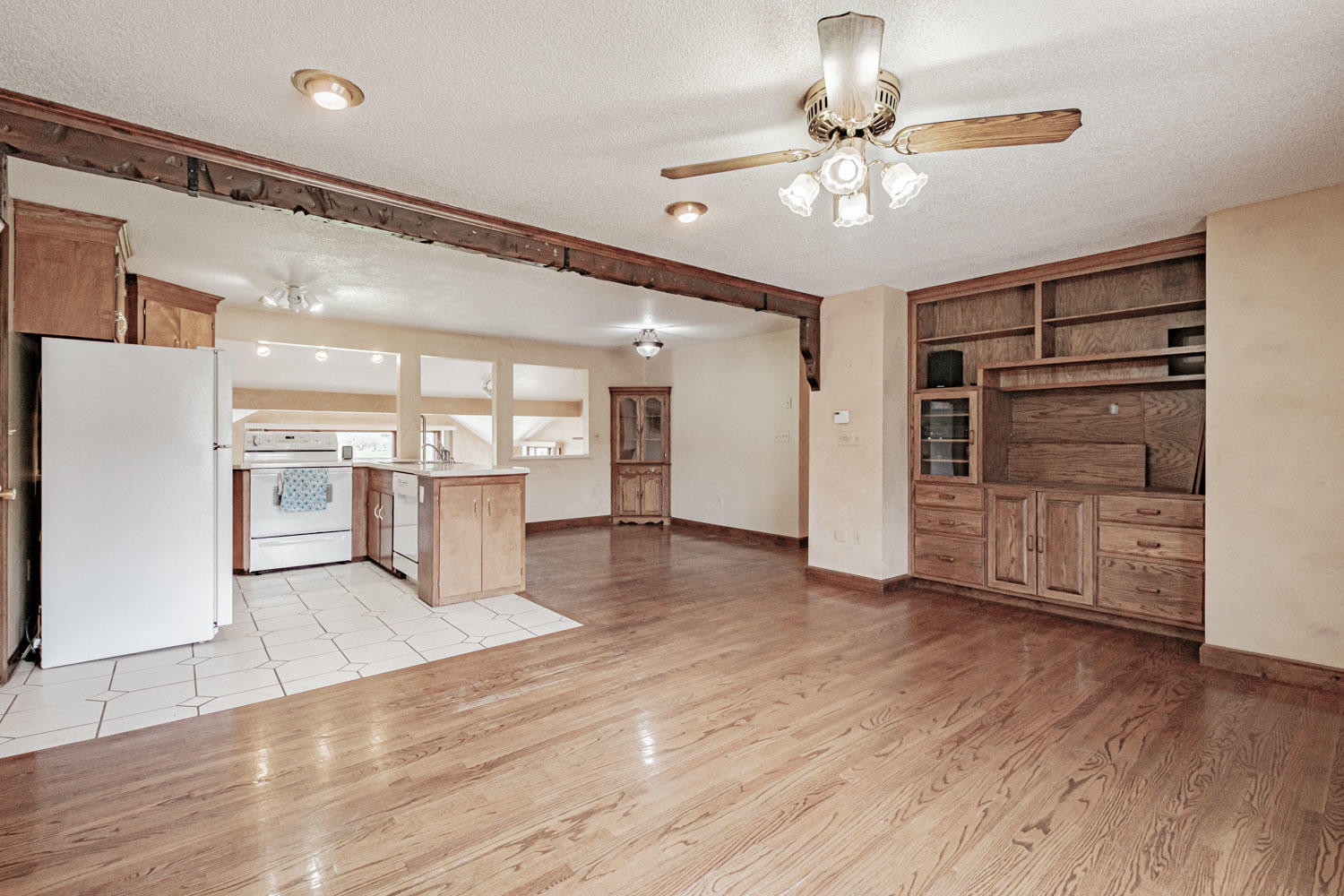 111 Guinea Road Biddeford, ME 04005 - Photo 5 of 36 20200508gp-63010