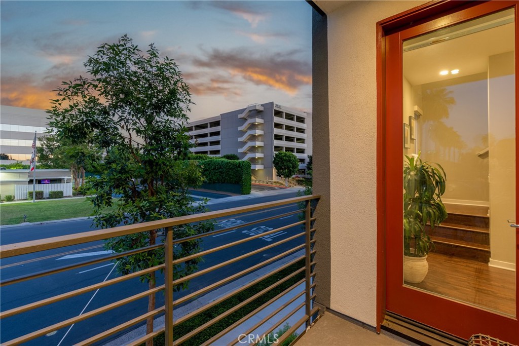 147 Schick Irvine, CA 92614 - Photo 22 of 35 a view of a balcony