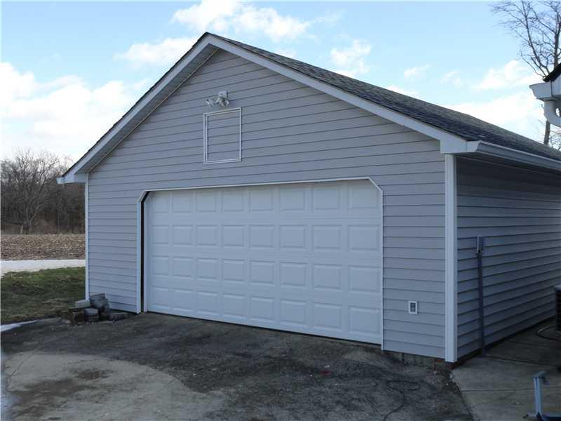 6318 East Hadley Road Camby, IN 46113 - Photo 3 of 20