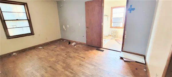 $70,000 | 1001 North Main Street, Yates Center, KS 66783