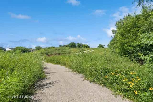 $465,000 | 2032 Wentworth Drive, Volo, IL 60020