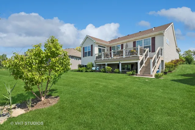 $465,000 | 2032 Wentworth Drive, Volo, IL 60020