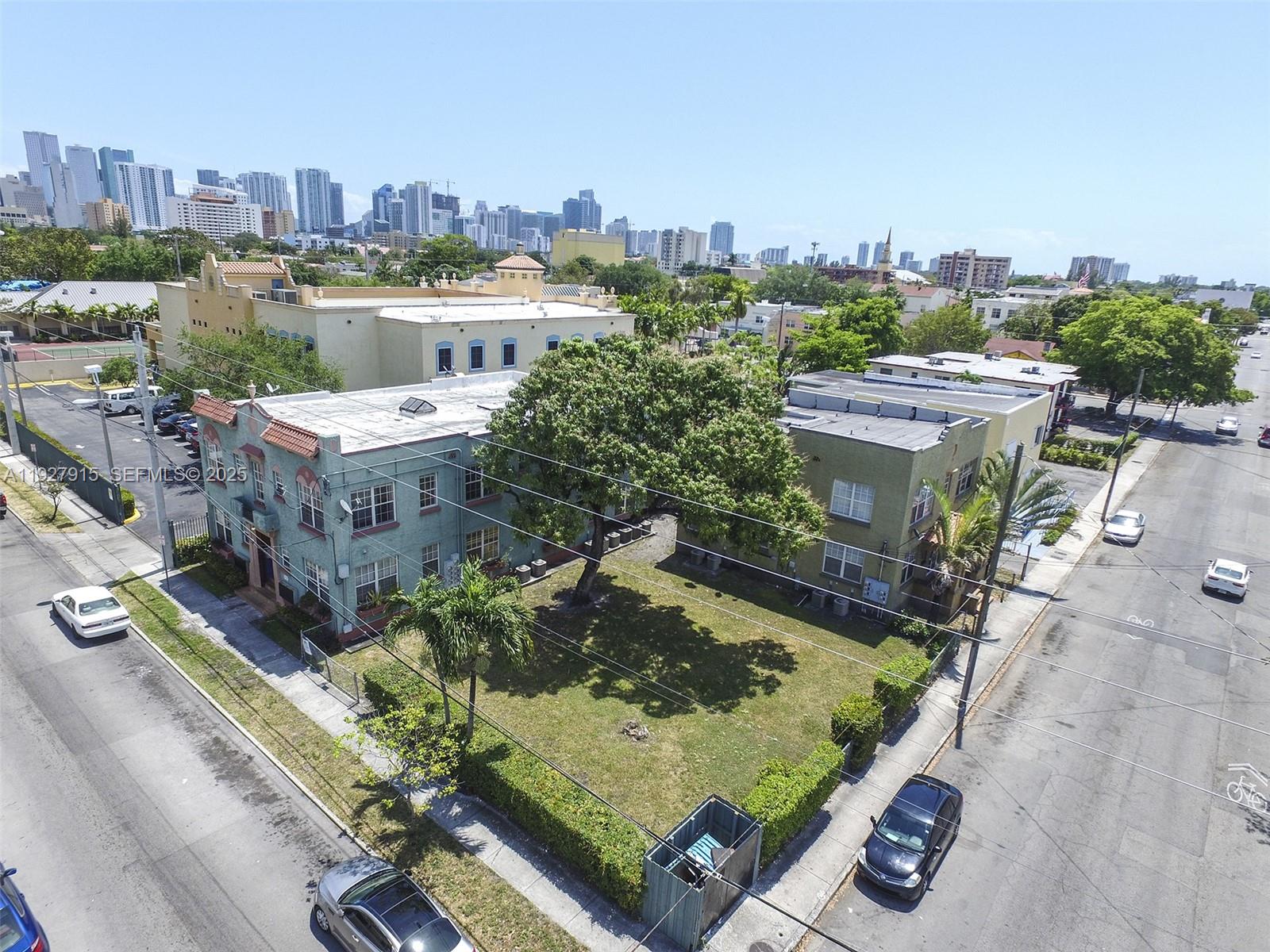 237 Northwest 10th Avenue, Unit 1 Miami, FL 33128 - Photo 2 of 15