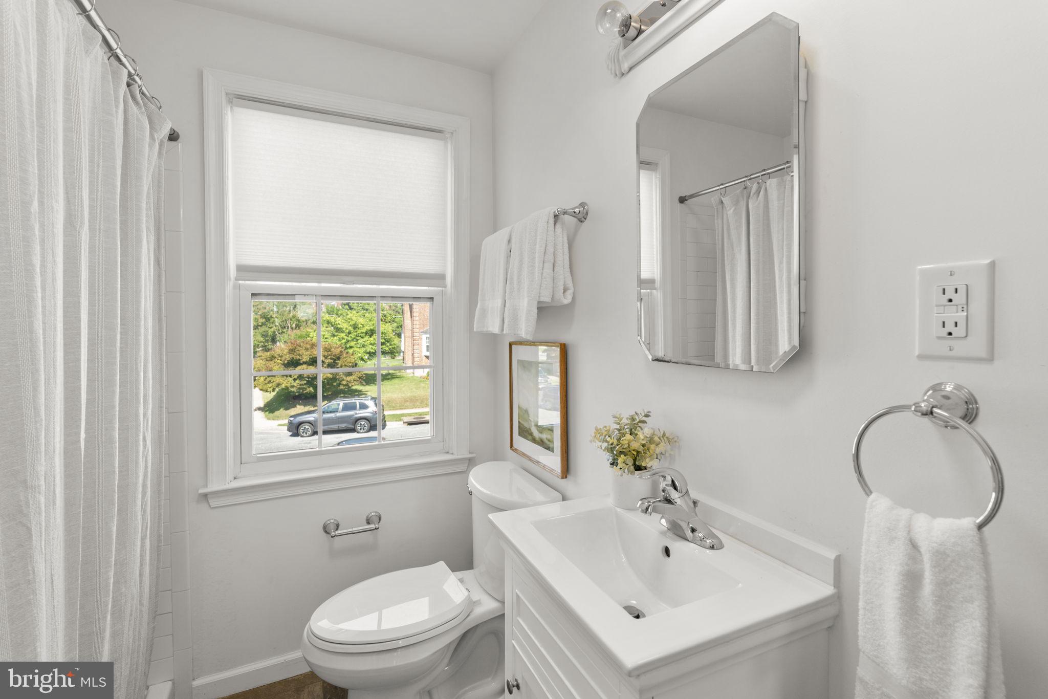 355 Whitfield Road Baltimore, MD 21228 - Photo 17 of 39 Gallery Image 17