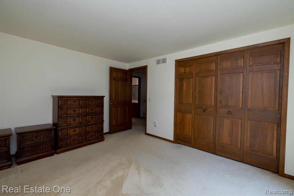 3193 Salem Drive Rochester Hills, MI 48306 - Photo 46 of 47
